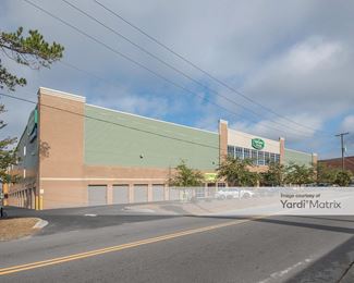 Photo 2 of Extra Space Storage - 2118 Heriot Street, Charleston, SC