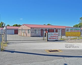 Photo 5 of Moove In Self Storage - 65 Westwood Avenue, New London, CT