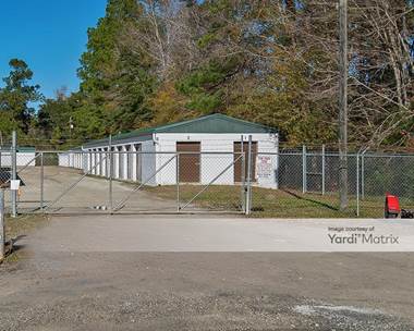 Storage Units for Rent available at 1205 Central Avenue, Summerville, SC 29483
