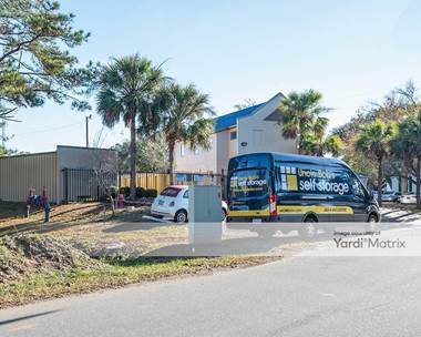 Storage Units for Rent available at 1471 Center Street Ext, Mount Pleasant, SC 29464