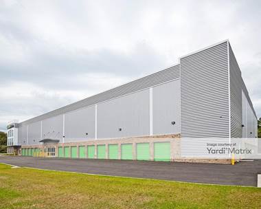 Storage Units for Rent available at 5508 North Rhett Avenue, North Charleston, SC 29406