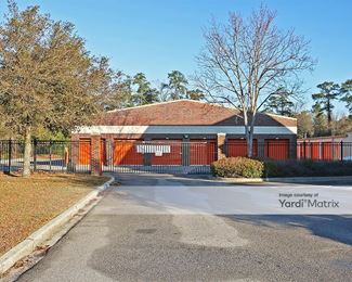 Photo 3 of Public Storage - 540 Knox Abbott Drive, Cayce, SC