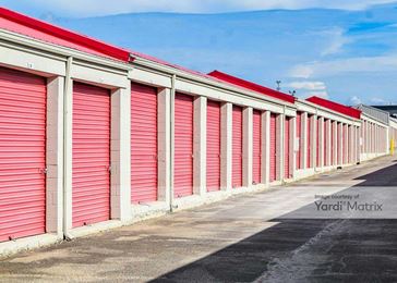 Photo 2 of FreeUp Storage - 13100 Aiken Road, Louisville, KY