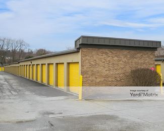 Photo 4 of Devon Self Storage - 5215 Dixie Hwy, Louisville, KY