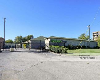 Photo 4 of Extra Space Storage - 6456 Outer Loop, Louisville, KY