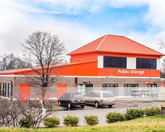 Photo 1 of Public Storage - 7650 Dixie Hwy, Louisville, KY