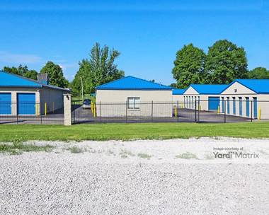 Storage Units for Rent available at 2225 East 10th Street, Jeffersonville, IN 47130