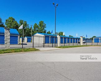 Photo 2 of Extra Space Storage - 1000 Hardy Way, Sellersburg, IN