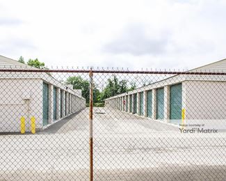 Photo 5 of Extra Space Storage - 4010 Oaklawn Drive, Louisville, KY