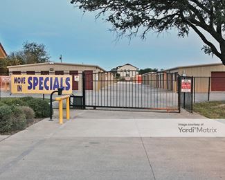 Photo 2 of Lakewood Self Storage - 6105 North Highway 317, Belton, TX
