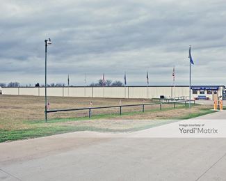 Photo 4 of Diamond Self Storage - 9409 China Spring Road, Waco, TX