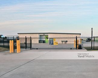 Photo 2 of Extra Space Storage - 580 West Loop 121, Belton, TX