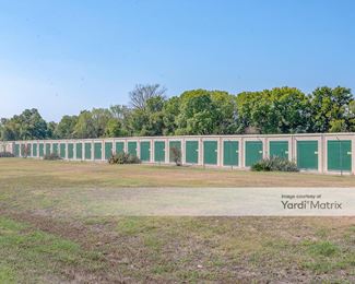 Photo 3 of Safe and Secure Storage - 3403 South University Parks Drive, Waco, TX