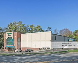 Photo 2 of Extra Space Storage - 911 County Road 517, Hackettstown, NJ