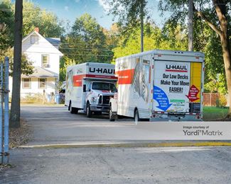 Photo 4 of Stow-It Storage - 4465 Arlington Blvd, Newton Falls, OH