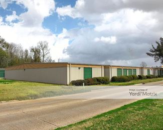 Photo 4 of Storage Center, The - 4455 Harding Blvd, Baton Rouge, LA