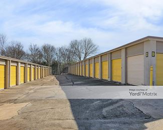 Photo 4 of Devon Self Storage - 4000 North West Street, Jackson, MS