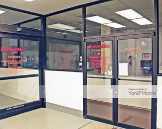 Photo 3 of StorageMax - 304 South State Street, Jackson, MS