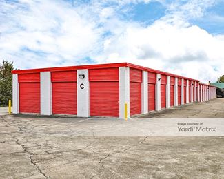 Photo 3 of Storage Rentals of America - 649 Monroe Street, Jackson, MS