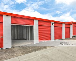 Photo 4 of Storage Rentals of America - 649 Monroe Street, Jackson, MS