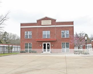 Photo 1 of StowAway Self Storage - 133 Center Street, Richland, MS