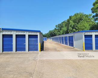 Photo 2 of StorageMax - 173 1st Street, Flora, MS