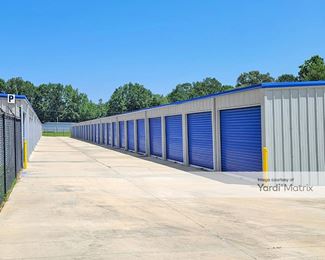 Photo 3 of StorageMax - 173 1st Street, Flora, MS