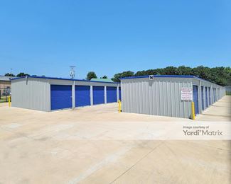 Photo 4 of StorageMax - 173 1st Street, Flora, MS