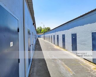 Photo 4 of Prestige Storage - 5850 North State Street, Jackson, MS