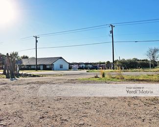 Photo 3 of Alpha Omega Self Storage - 418 Old Waco Road, Temple, TX