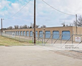 Photo 1 of 254-Storage - 6315 North Interstate 35, Waco, TX