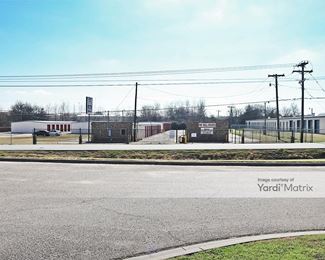 Photo 4 of Ideal Self Storage - 700 East Panther Way, Hewitt, TX