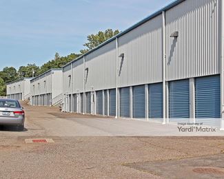 Photo 3 of Maplewood Self Storage - 929 North Main Street Ext, Wallingford, CT