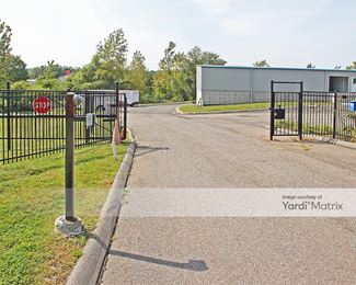 Photo 4 of Maplewood Self Storage - 929 North Main Street Ext, Wallingford, CT