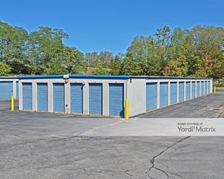 Photo 4 of Otter Self Storage - 12 Farnham Court, Norwich, CT
