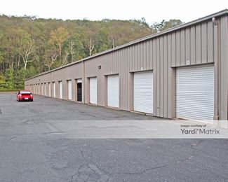 Photo 2 of River Road Storage - 103 River Road, Canton, CT