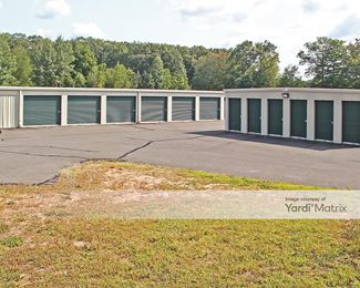 Photo 4 of Blacks Road Self Storage - 243 Blacks Road, Cheshire, CT