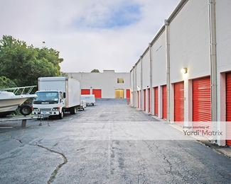 Photo 3 of Public Storage - 120 Berlin Turnpike, Berlin, CT