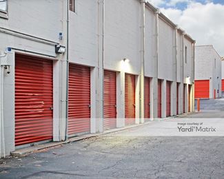 Photo 4 of Public Storage - 120 Berlin Turnpike, Berlin, CT