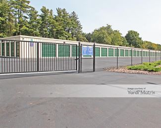 Photo 4 of Storage Rentals of America - 127 Main Street, Portland, CT