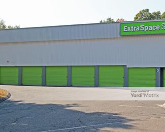 Photo 4 of Extra Space Storage - 50 Olesen Road, Wethersfield, CT