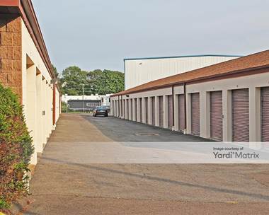 Storage Units for Rent available at 73 Chamberlain Hwy, Meriden, CT 06451