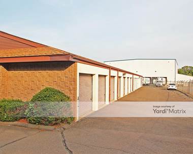 Storage Units for Rent available at 73 Chamberlain Hwy, Meriden, CT 06451