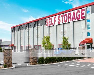 Storage Units for Rent available at 1620 Motor Inn Drive, Girard, OH 44420