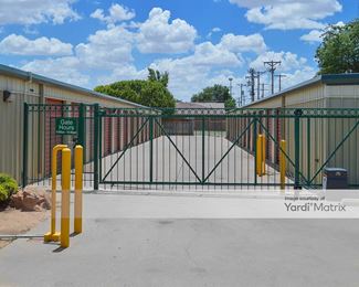 Photo 4 of Aark Self Storage - 7617 University Avenue, Lubbock, TX