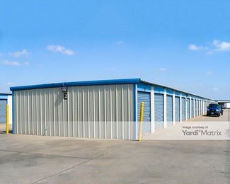 Photo 4 of Storage Zone - 2910 North Frankford Avenue, Lubbock, TX
