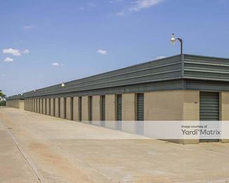 Photo 4 of Guardian Self Storage - 8721 19th Street, Lubbock, TX