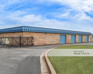 Photo 6 of Extra Space Storage - 10835 County Line Road, Madison, AL