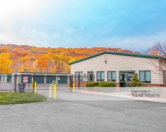 Photo 1 of CubeSmart Self Storage - 808 South Main Street, Beacon Falls, CT
