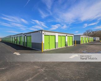 Photo 2 of CubeSmart Self Storage - 215 Gold Star Hwy, Groton, CT
